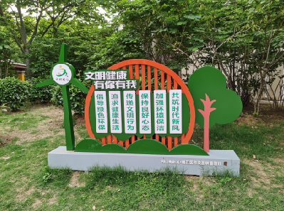 泸定标识标牌对现代社会的重要性。